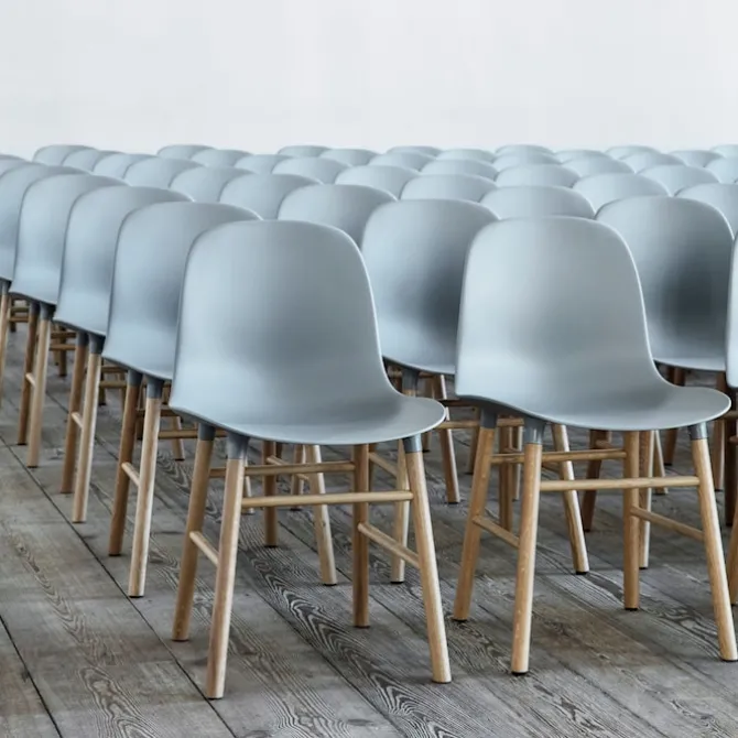 Form Chair Black Oak