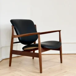 France stol Dark oiled oak