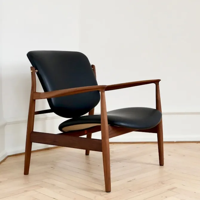 France stol Walnut