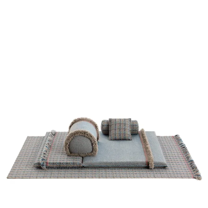 Garden Layers Rug - Checks Blue