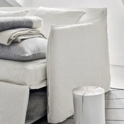 Ghost 13 Sofa-bed