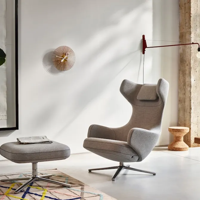 Grand Repos lenestol & Repos Ottoman fotskammel Polished