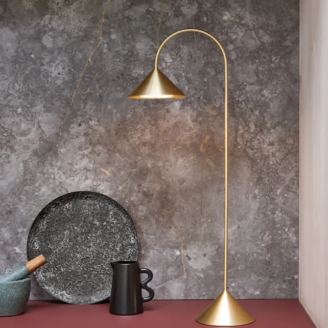 Grasp Bærbar Lampe 72 cm