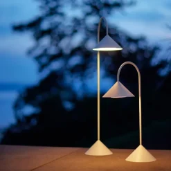 Grasp Bærbar Lampe 72 cm