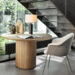 Gravity bordlampe liten svart stål