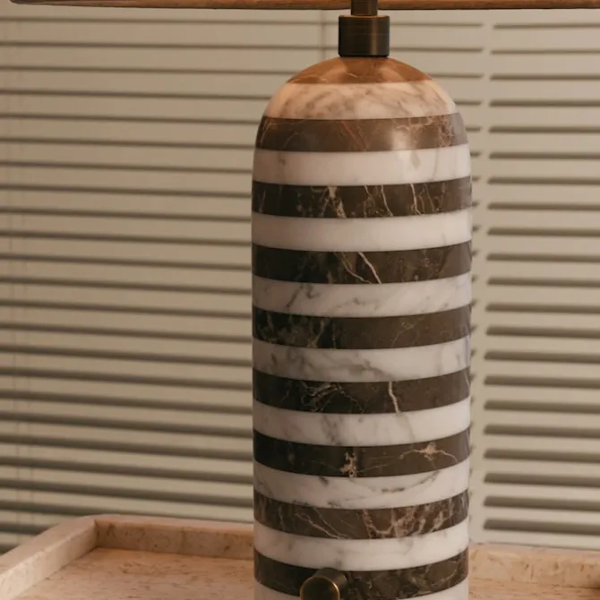 Gravity bordlampe stor hvit marmor