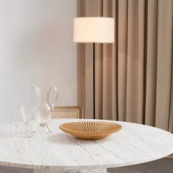 Gravity gulvlampe svart stål