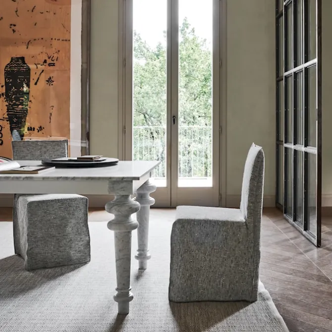 Gray 35 Dining Table