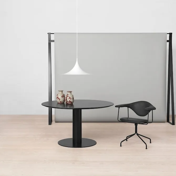GUBI 2.0 spisebord Ø150 cm messing