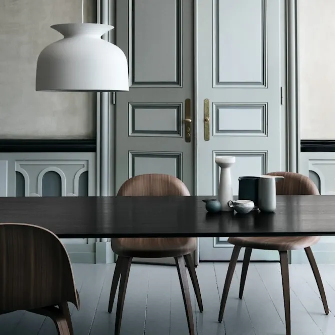 GUBI spisebord