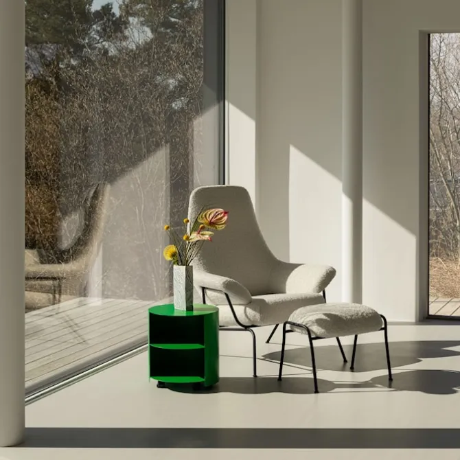 Hai Lounge Chair + Ottoman