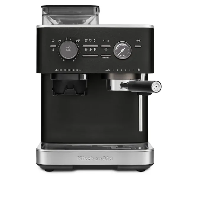 Halvautomatisk espressomaskin med kvern støpejern sort 5KES6551EBK