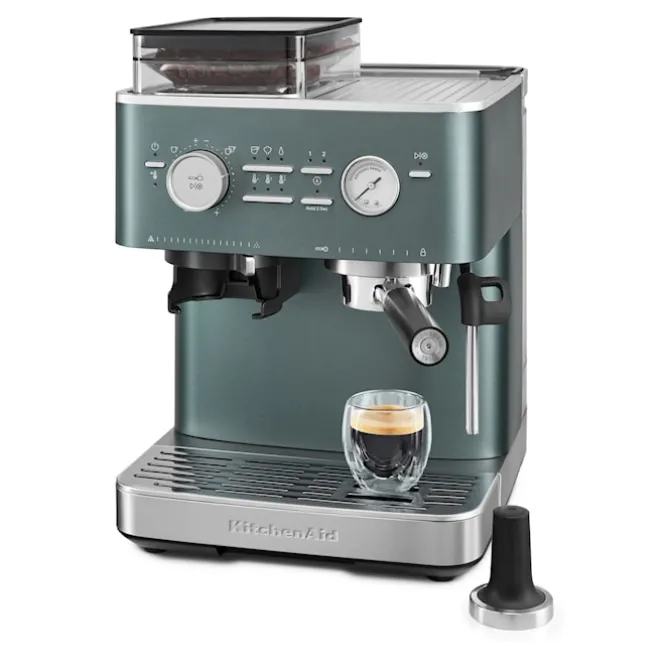 Halvautomatisk espressomaskin med kvern einer 5KES6551EJP