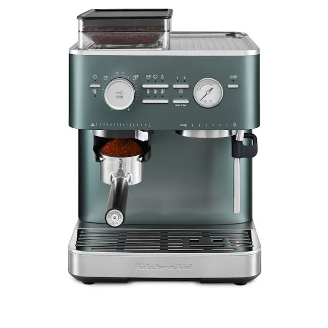 Halvautomatisk espressomaskin med kvern einer 5KES6551EJP