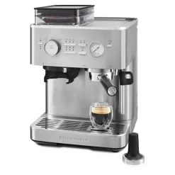 Halvautomatisk espressomaskin med kvern i rustfritt stål 5KES6551ESX