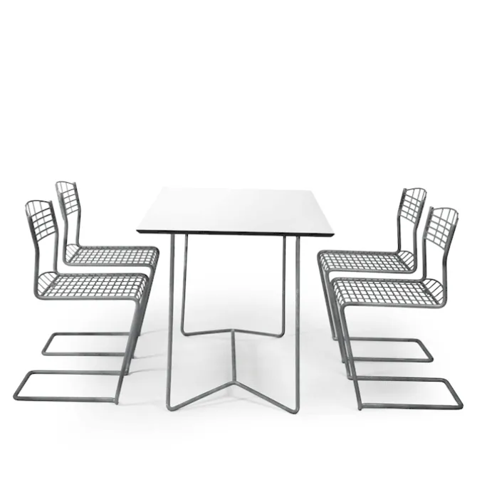 High Tech spisegruppebord 110x70cm & 4 stoler