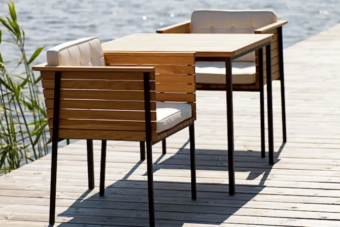 Häringe Table - Black steel