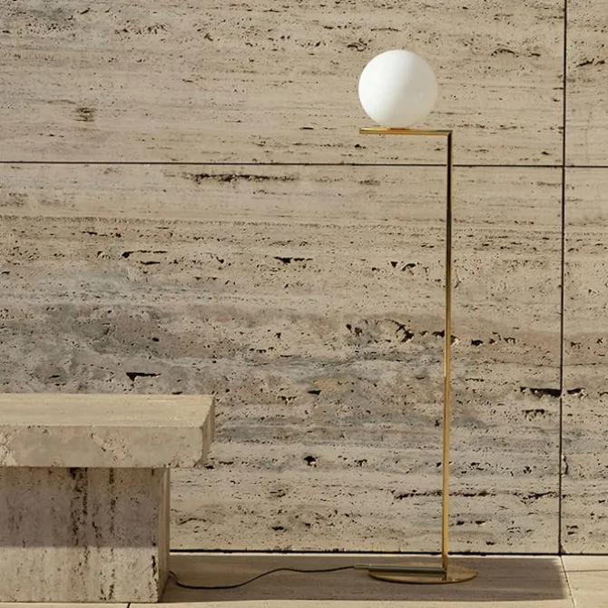 IC F1 gulvlampe