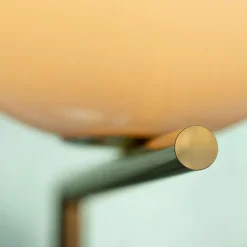 IC F1 gulvlampe