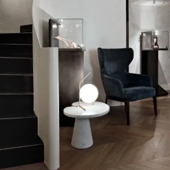 IC T1 Lav bordlampe