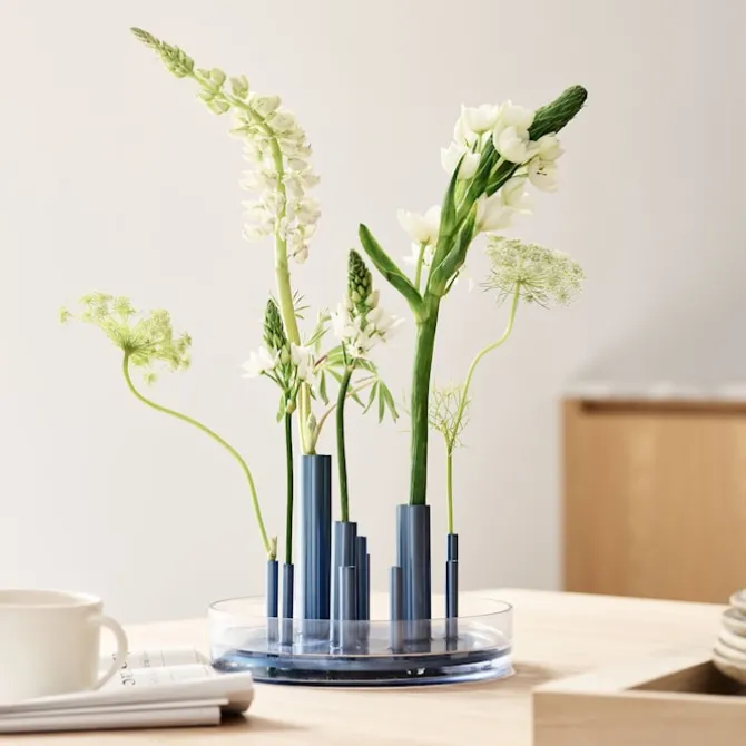 Ikeru vase