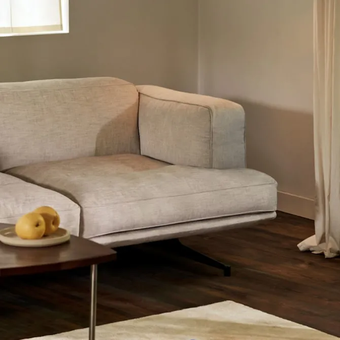 Inland AV22 2-seters sofa polert aluminium ben