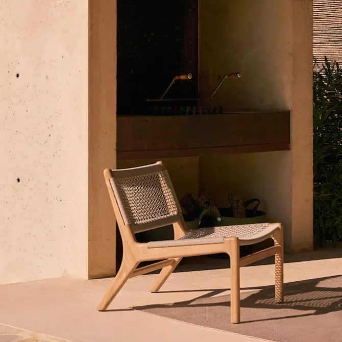 Jack Woven outdoor lounge chair