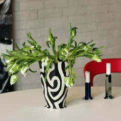Jessica Hans vase Shadow