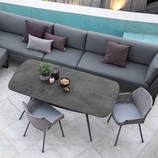 Joy Oval Table