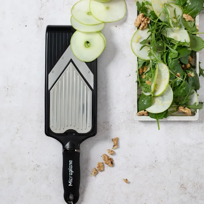 Justerbar V-blad mandolin julienne