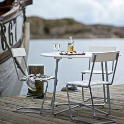 Klassisk serie spisestuesett med bord B31 og 4 stoler