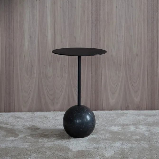 Knockout Table Round Base