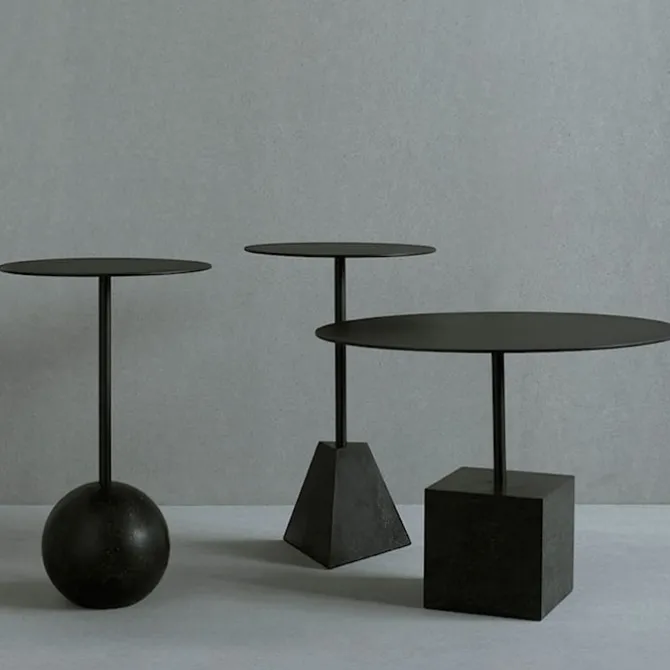 Knockout Table Round Base
