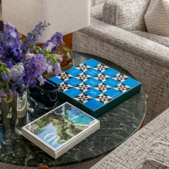 Lacquered Chess - Poseidon