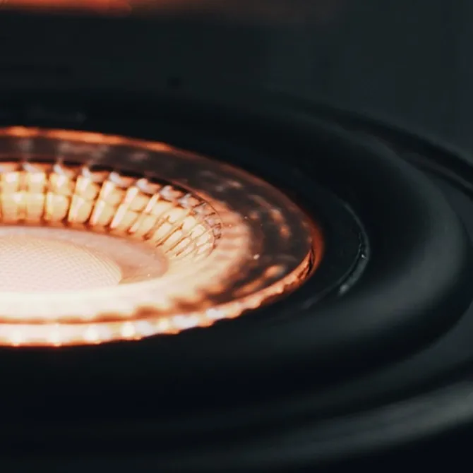 Light Speaker