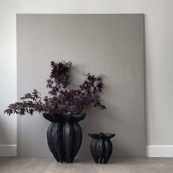Lotus Vase - Coffee