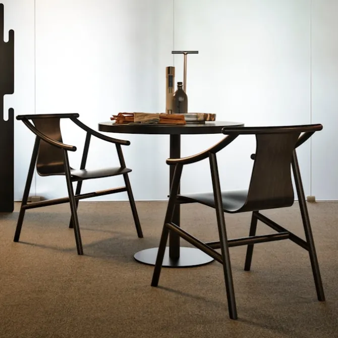 Magistretti 03 01 - Plywood