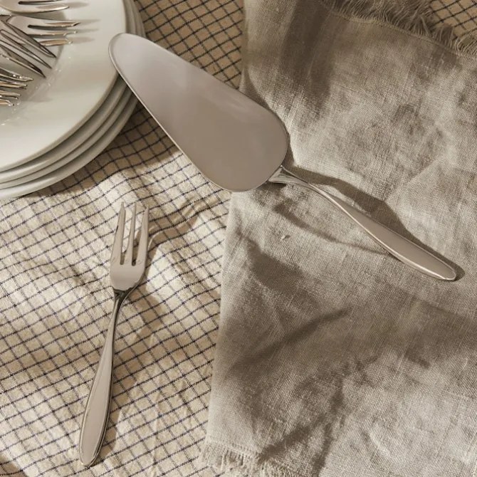 Mami Cake server