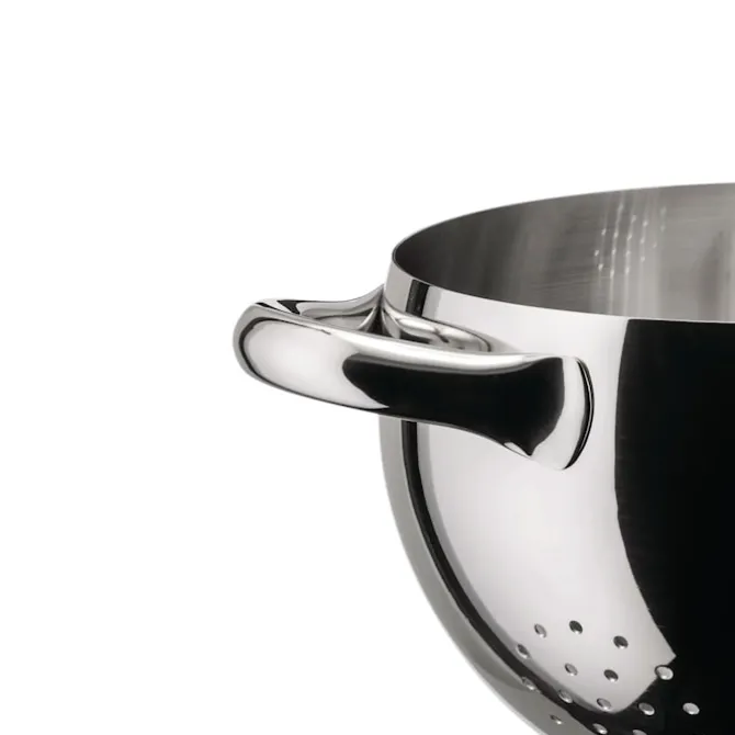 Mami Colander