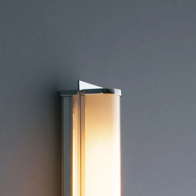 Manhattan T5 - Wall Lamp