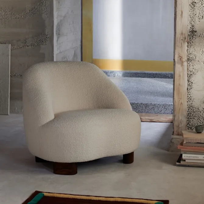 Margas Lounge Chair LC1