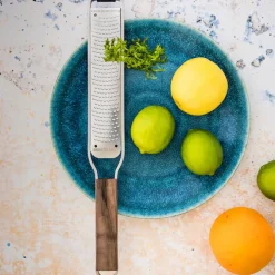 Master series zester