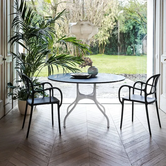 Mila Chair