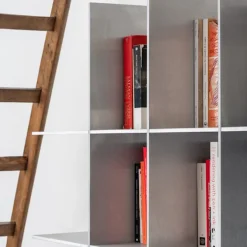 NM09 Bookcase