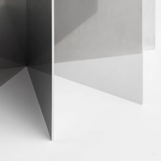 NM04 Side Table