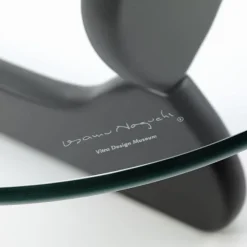 Noguchi salongbord