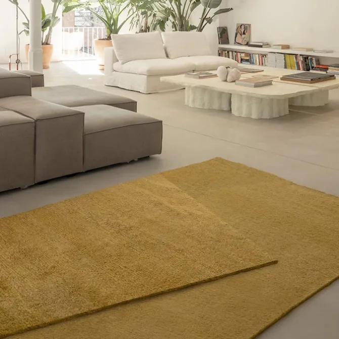 Oblique Rug Amber Pattern C