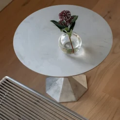 Octi Bord Høy