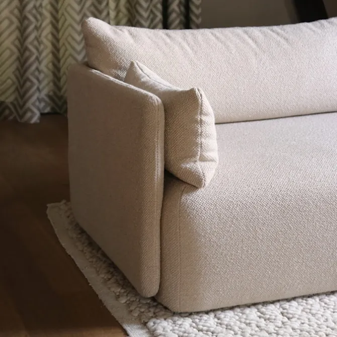 Offset 2-seters sofa