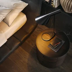 Onda nattbord en skuff